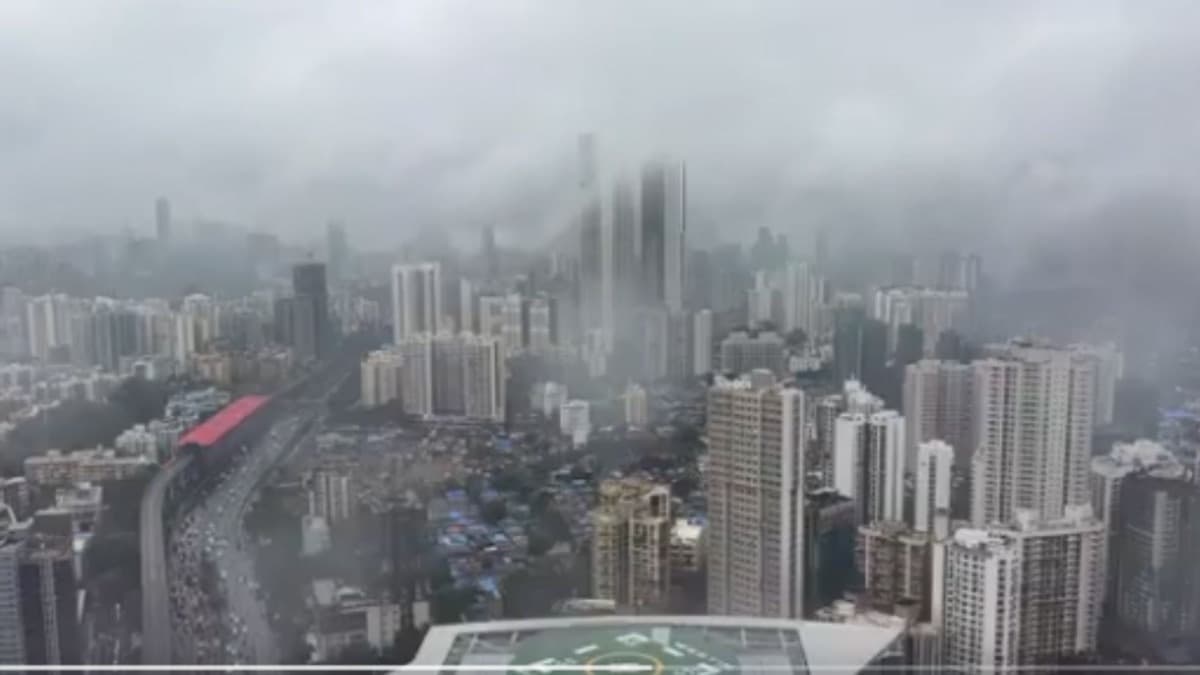 24 घंटे में 265 मिमी बारिश... मुंबई पानी-पानी, BMC ने स्कूलों में घोषित की छुट्टी